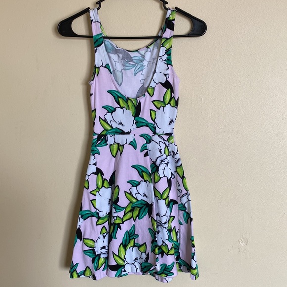 Floral dress - Picture 4 of 4